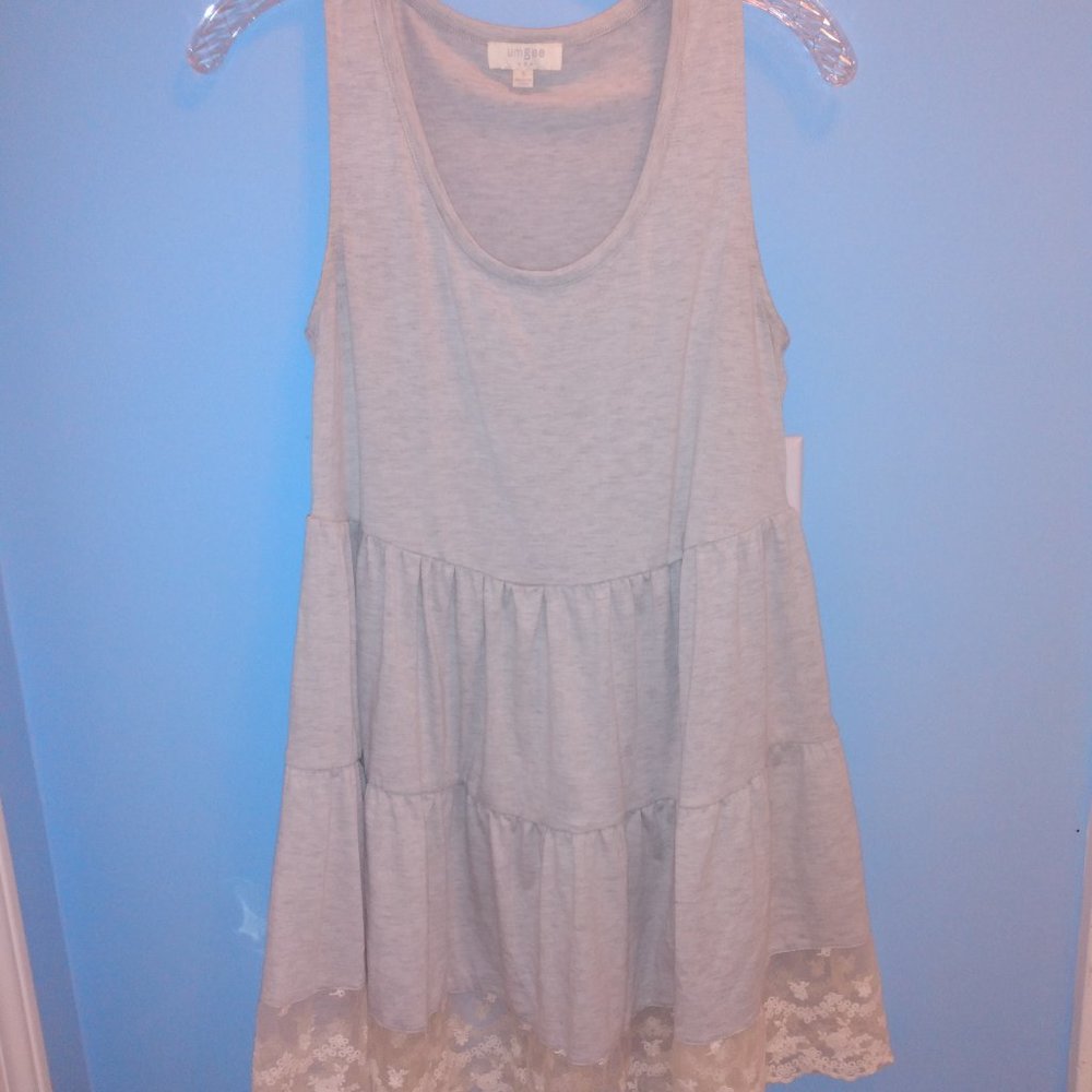 umgee size small light gray sleeveless tunic